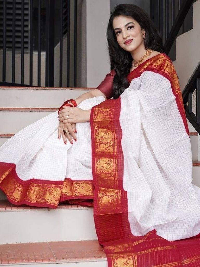 Red Attractive Soft Lichi Silk Saree With Jacquard Border