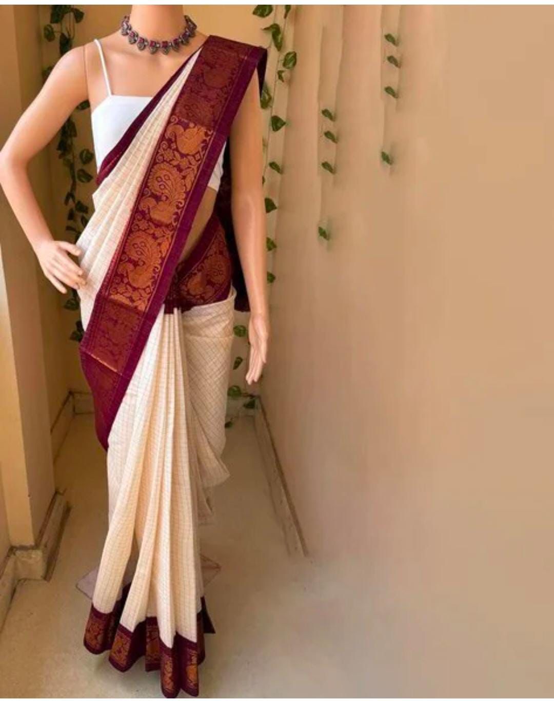 Breathable Organic Banarasi Sarees in Maroon Color