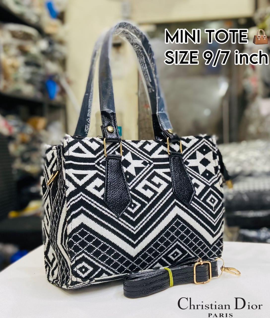 MINI TOTE COMES SLING BAG Black strip 8